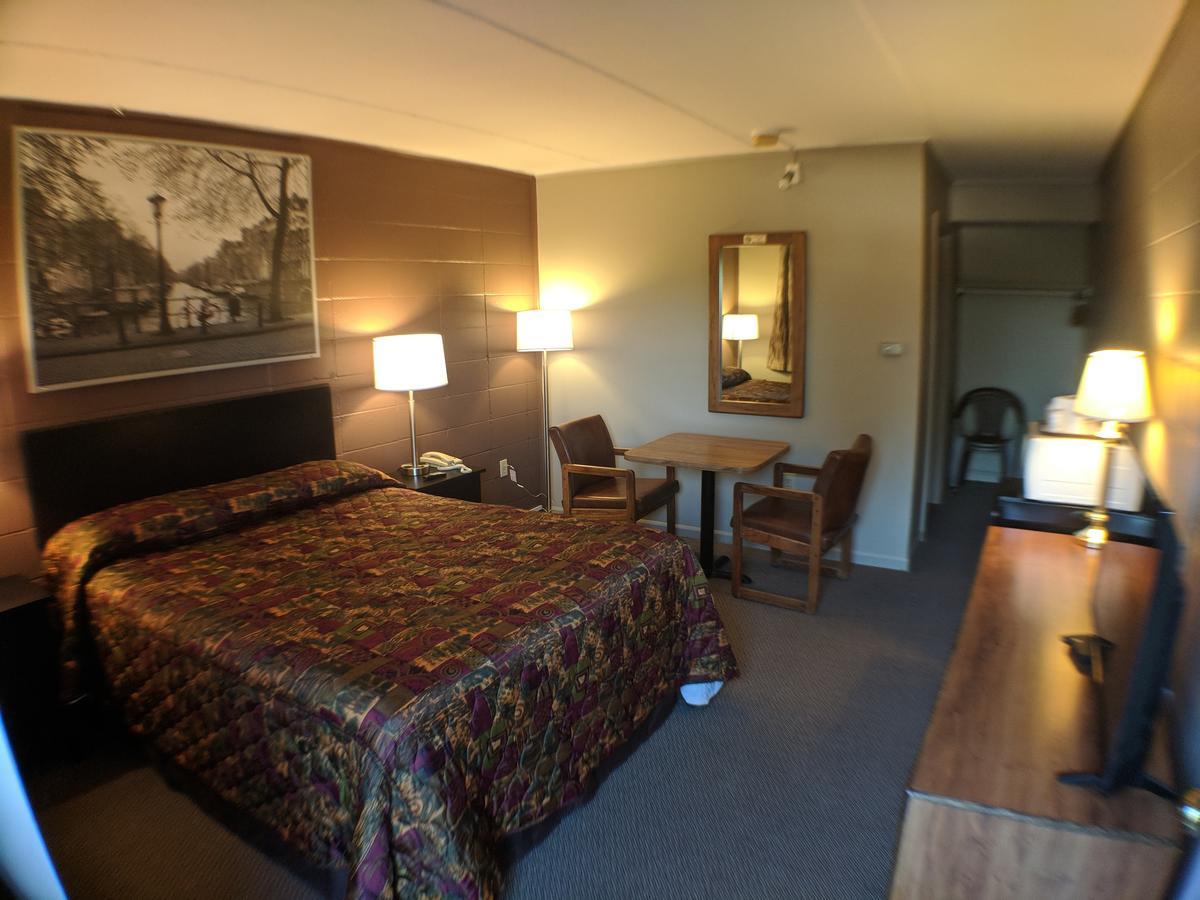 Attican Motel - Attica - Batavia - Warsaw - Darien Lake Экстерьер фото
